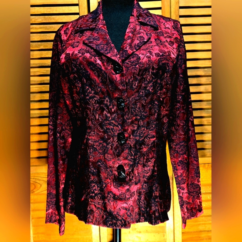 Sz.14. Dawn Joy Fashions Gorgeous Vintage Red and Black Floral Blazer/Blouse.